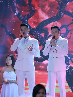 Vận động viên cầu lông thắng giải cuộc thi hát