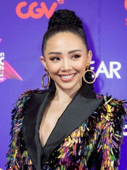 Không bất ngờ khi Tóc Tiên thắng giải Best Asian Artist Vietnam