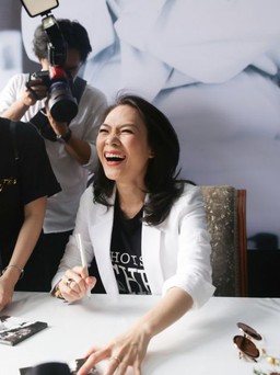 Mỹ Tâm bán hết hơn 5000 album chỉ trong vòng 1 giờ