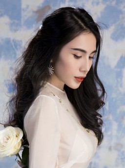 Thuỷ Tiên khóc khi thu âm ca khúc mới