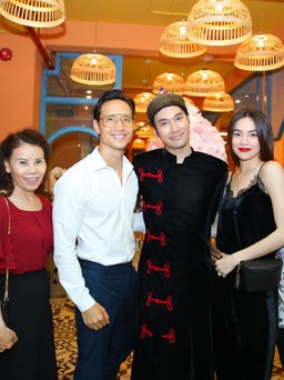 Hồ Ngọc Hà sánh đôi cùng Kim Lý mừng bạn thân mở nhà hàng