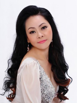 Ca sĩ Đông Đào: Luôn đặt chữ tâm lên hàng đầu!