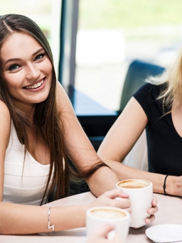 Kết bạn nơi công sở, khó mà dễ