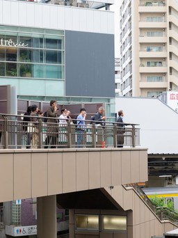 Doanh số thuốc lá tại "thiên đường" của người mê khói thuốc Nhật Bản sụt giảm