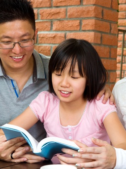 Để con vượt qua nghịch cảnh