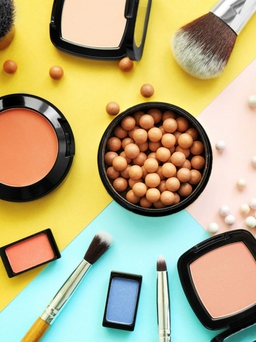 Những lý do bạn không nên dùng chung mỹ phẩm