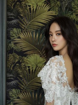 Khám phá túi mỹ phẩm của “bạn gái G-Dragon” - Lee Joo Yeon