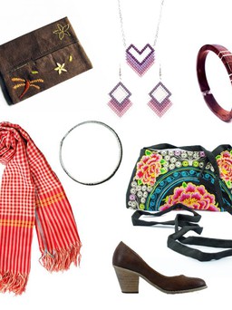 Duyên dáng với trang phục truyền thống