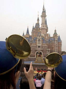 Disney mở cửa công viên ở Thượng Hải
