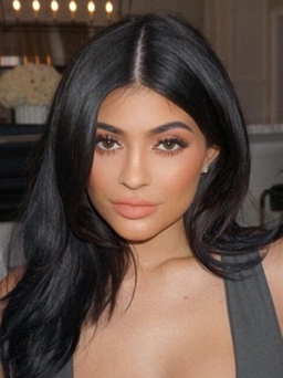 Kylie Jenner bại trận khi giành bản quyền tên thương hiệu