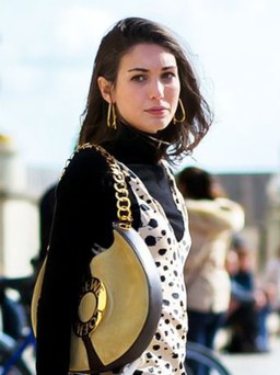 Quần + Đầm: tổ hợp kì lạ đang dậy sóng