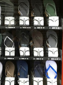 Điểm danh 6 chiếc máy bán trang phục tự động độc đáo