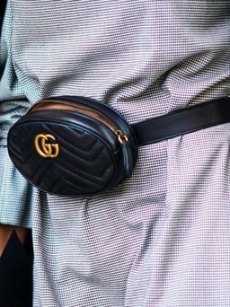 Sự “xâm lăng” của những chiếc túi fanny pack