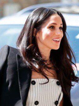 13 món đồ định hình tủ đồ Công nương Meghan Markle