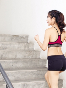 Phẳng bụng cùng cầu thang