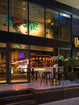 Giờ vàng tại QUI Dining Lounge