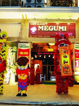 Đến Megumi, vô tư ăn lẩu với rau sạch