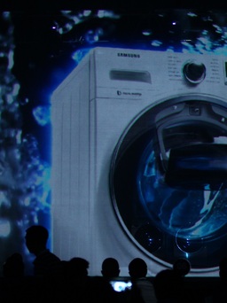 Máy giặt cửa trước Samsung Addwash chính thức ra mắt