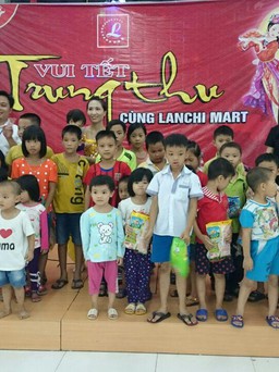 Hoạt động vì cộng đồng và xã hội
