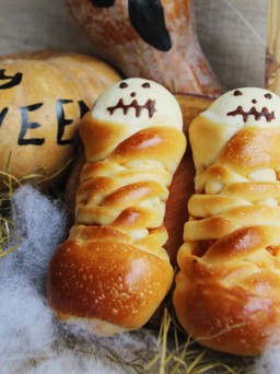 Dạ tiệc lúc nửa đêm tại BreadTalk