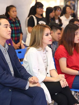 Hứa Vĩ Văn, Tú Vi tham gia sự kiện chăm sóc răng nhạy cảm