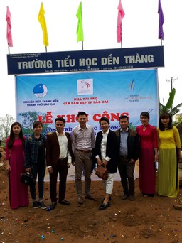 Tháng Ba biên giới cùng CLB Tóc Lào Cai