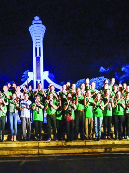 Đến với biên giới yêu thương