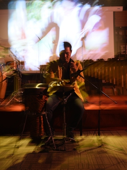 Mưa nhiệt đới, show diễn hứa hẹn thú vị và độc đáo