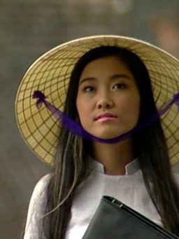 Đoan Trang lần đầu được xem MV cất kỹ từ 10 năm trước