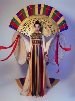 Đã chọn được trang phục dân tộc đại diện Việt Nam tại HHHV