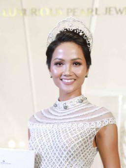 Hoa hậu Hoàn vũ Việt Nam 2017 lộng lẫy tại Phú Quốc