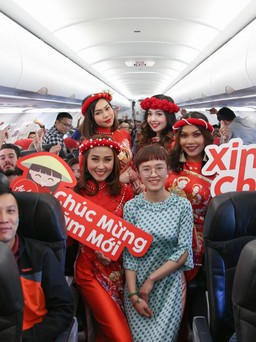 AirAsia đón tết 2018 với màn nhảy sôi động ngay trên chuyến bay