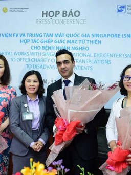Phẫu thuật ghép giác mạc miễn phí cho bệnh nhân nghèo