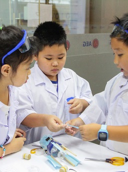 AEG - Tổ chức giáo dục đầu tiên tại Châu Á được trao chứng nhận STEM