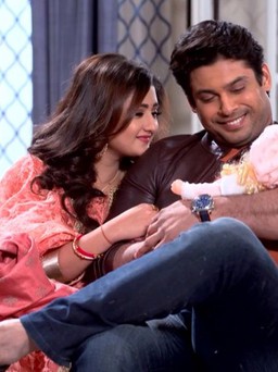 4 lý do không thể không xem bộ phim về đề tài đẻ thuê