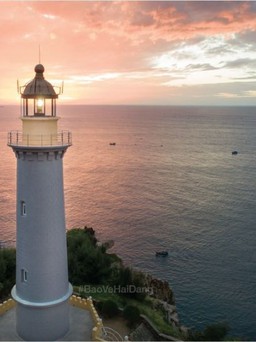 Ngọn hải đăng đẹp nhất VN được bảo vệ bởi Dulux Weathershield