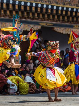 Triển lãm nhiếp ảnh "Bhutan – Bản giao hưởng bốn mùa"