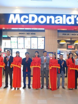 McDonald’s AEON Celadon Tân Phú ra mắt ngay dịp giáng sinh