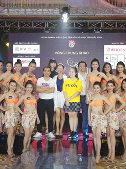 Người đẹp Kinh Bắc “nóng bỏng” với bikiki Hoàng Tú Mora