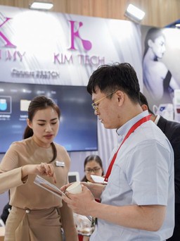 Kimmy Group chinh phục khách hàng Quốc tế tại Triển lãm Y Dược 2019