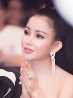 Hoa hậu Janny Thủy Trần bác tin đồn nhập viện vì ung thư