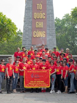 Liên hiệp các CLB ngành tóc Việt Nam - Hành trình Đền ơn đáp nghĩa