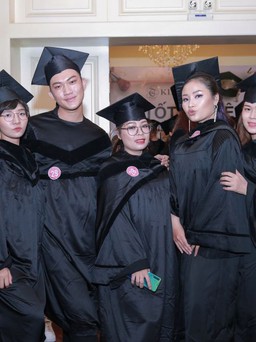 Kim Tuyến Academy tổ chức thành công lễ tốt nghiệp trang điểm chuyên nghiệp