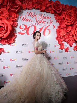 Nữ Hoàng, Nam Vương của Hội Xuân Văn Nghệ Sỹ 2016