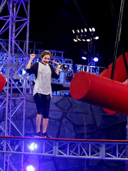 Gameshow mạo hiểm Sasuke: Nhã Phương và Diễm My 9x so tài