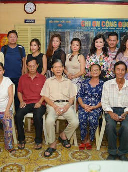 Các Hoa hậu phu nhân Trái đất 2016 về Việt Nam làm từ thiện