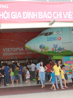 Tưng bừng "Ngày Hội gia đình Báo chí"