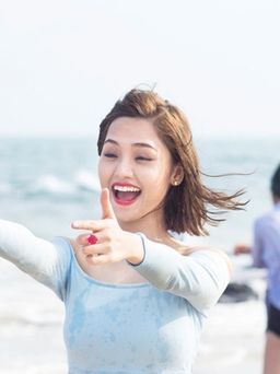 Miu Lê khiến fan thích thú với bản cover "Vươn cao Việt Nam"