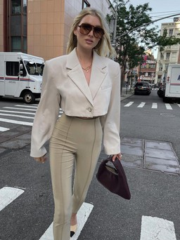 “Cơn sốt” cropped blazer được các người đẹp hàng đầu làng mốt đua nhau mặc