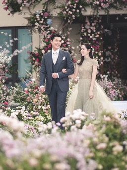 Ảnh đám cưới nét căng của Hyun Bin - Son Ye Jin, lộ diện đi trăng mật